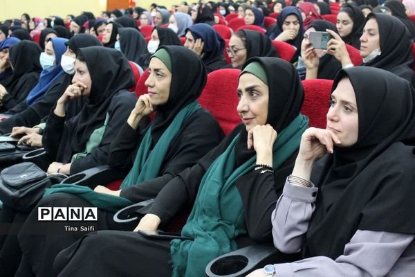 آیین تجلیل از مقام معلم در سمنان