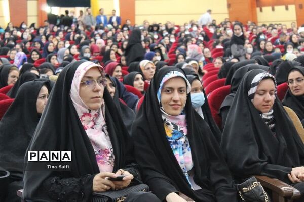 آیین تجلیل از مقام معلم در سمنان