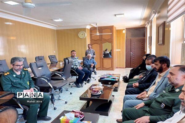 دیدار فرماندهان نظامی و انتظامی با سرپرست آموزش و پرورش بهبهان به مناسبت روز معلم