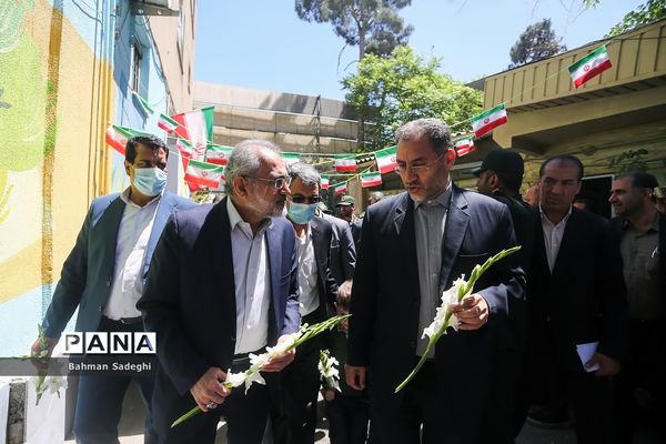 مراسم گلباران محل شهادت استاد مطهری