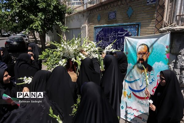مراسم گلباران محل شهادت استاد مطهری