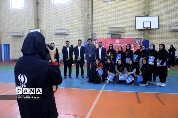 مسابقات فرهنگی بانوان استان بوشهر رشته والیبال