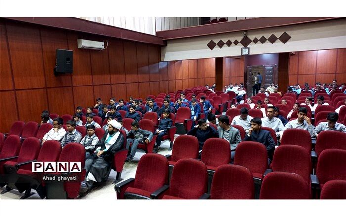 برگزاری مرحله فینال مسابقات قرآن عترت و نماز در مجتمع امام رضا (ع)