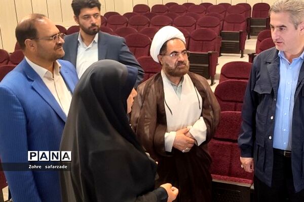 بازدید فرماندار شهرستان دماوند و بخشدار رودهن از  کانون تربیتی ‌حاج‌قاسم‌سلیمانی رودهن