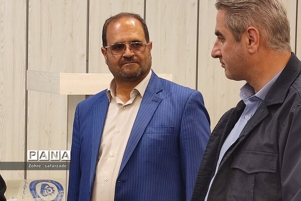 بازدید فرماندار شهرستان دماوند و بخشدار رودهن از  کانون تربیتی ‌حاج‌قاسم‌سلیمانی رودهن