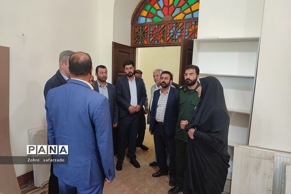 بازدید فرماندار شهرستان دماوند و بخشدار رودهن از  کانون تربیتی ‌حاج‌قاسم‌سلیمانی رودهن