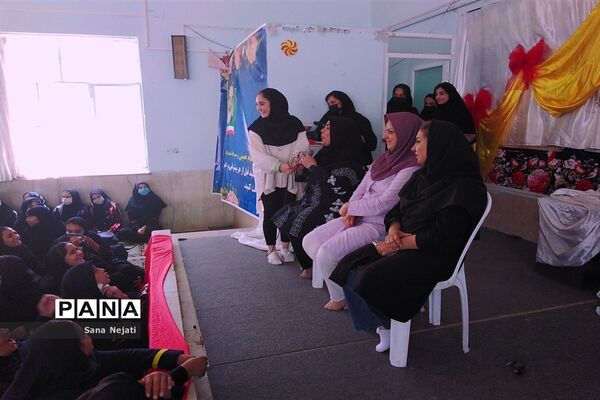 برگزاری جشن روز معلم در دبیرستان شاهد فیض
