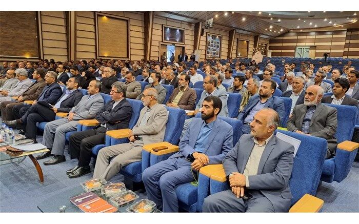 استاندارخراسان جنوبی: در حوزه شوراها عقب ماندگی تاریخی داریم