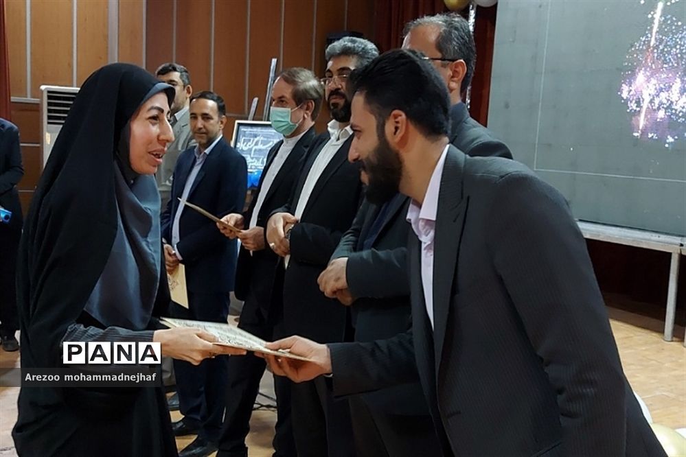 تجلیل از ۲٠٠ معلم، معاون و مدیران نمونه شهرستان قرچک