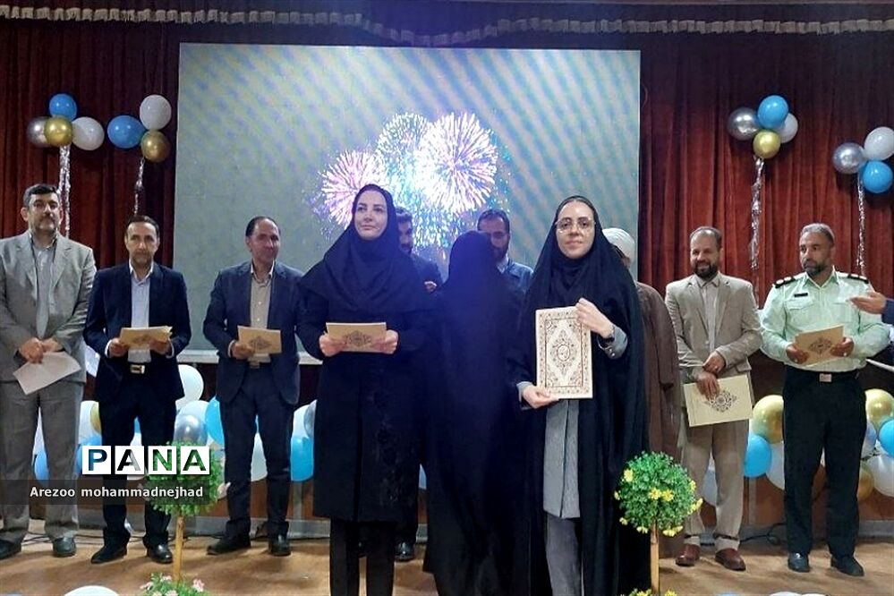 تقدیر از معلمان نمونه شهرستان قرچک