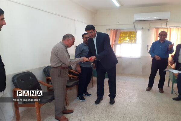 برگزاری برنامه سپاس معلم در شادگان