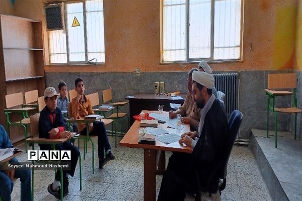 درخشش دانش‌آموزان دبستان حضرت ابوالفضل(ع) در مسابقات قرآن و عترت