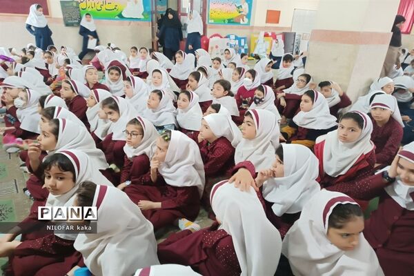 جشن روز معلم در دبستان شهید محمد علی صابری شهرستان قائمشهر