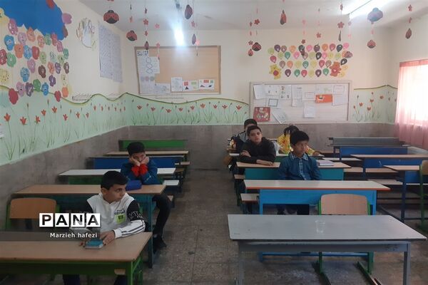 مسابقات قرآن، عترت و نماز دانش‌‌‌آموزی‌ و فرهنگیان در دبستان مصطفی بیات ملارد
