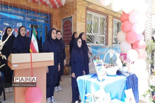 بزرگداشت روز معلم در دبیرستان شاهد کوثر شهرستان رباط‌کریم
