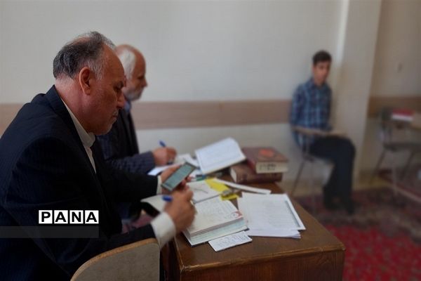 رقابت بیش از ۳۰۰ دانش‌آموز شهرستان نظرآباد در مسابقات قرآن، عترت و نماز