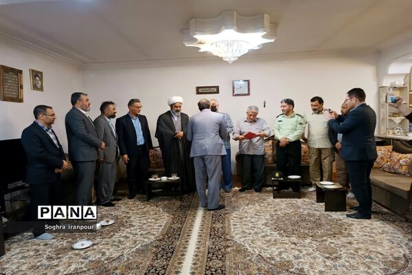 اجرای طرح یوم‌الشهدا و دیدار با خانواده معلم شهید در ملارد