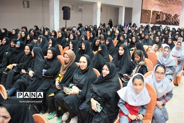 تجلیل از معلمان برتر شهرستان ابرکوه