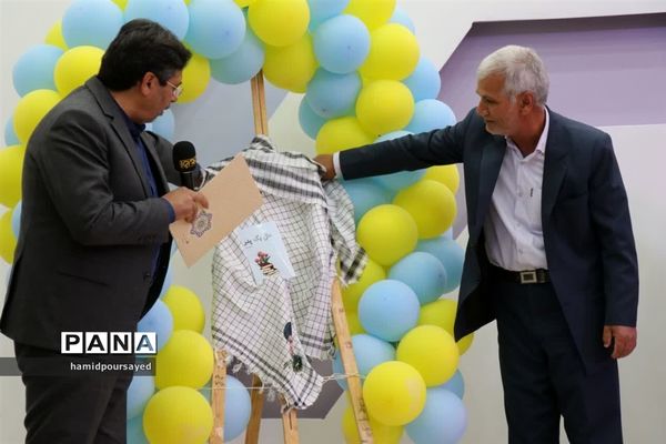 تجلیل از معلمان برتر شهرستان ابرکوه