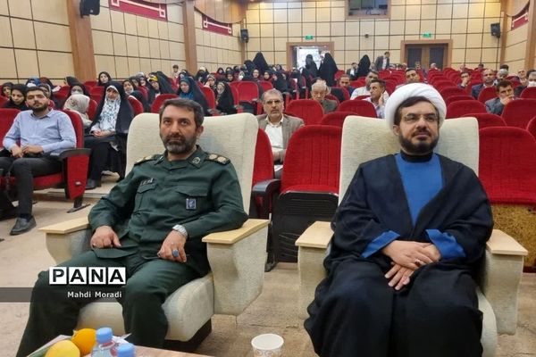 تجلیل از مقام شامخ معلم در دماوند