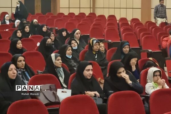 تجلیل از مقام شامخ معلم در دماوند