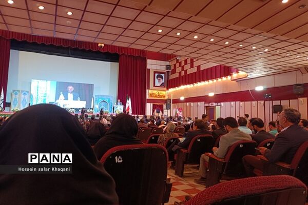 برگزاری اجللاسیه نماز استانی در تالار سعدی شیراز