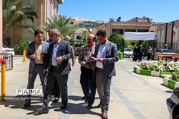 اجلاسیه استانی نماز دانش‌آموزی در آموزش و پرورش فارس