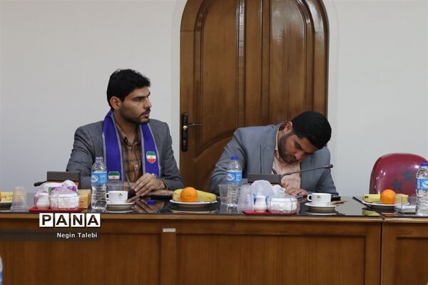 جلسه مشترک شورای معاونان با حضور معاون پرورشی و فرهنگی وزارت آموزش‌و پرورش