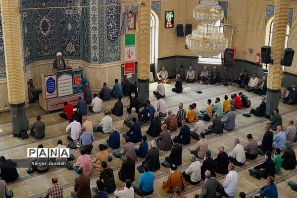 میز خدمت آموزش و پرورش ملارد در نمازجمعه