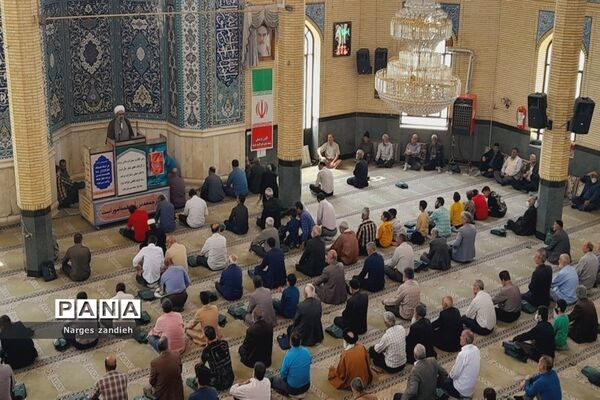 میز خدمت آموزش و پرورش ملارد در نمازجمعه