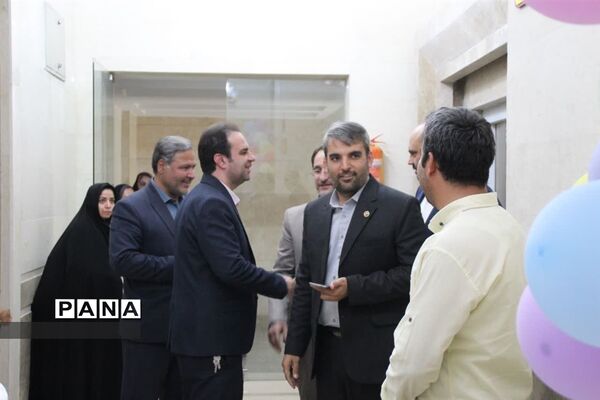 تجلیل از مدیران و معلمان برتر شهرستان پردیس با حضور مدیرکل شهرستان‌های استان تهران