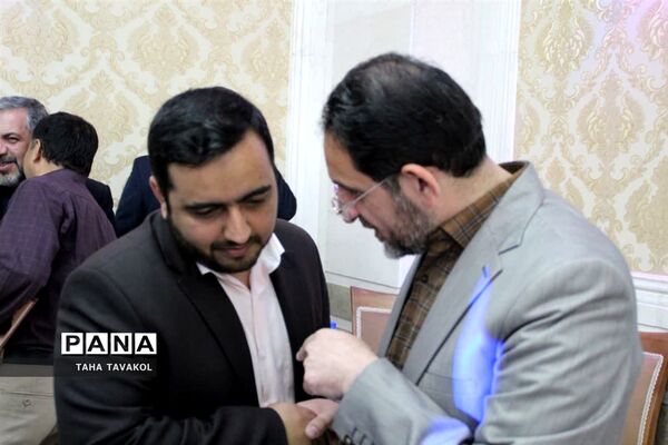 تجلیل از مدیران و معلمان برتر شهرستان پردیس با حضور مدیرکل شهرستان‌های استان تهران