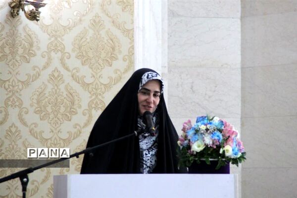 تجلیل از مدیران و معلمان برتر شهرستان پردیس با حضور مدیرکل شهرستان‌های استان تهران