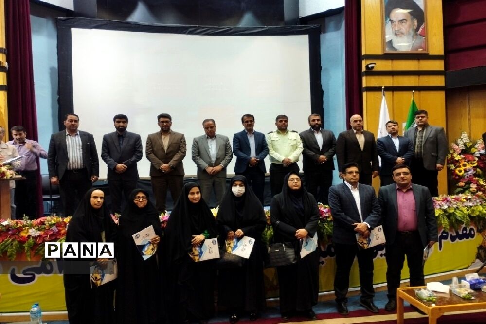 تقدیر معلمان و مدیران برتر کهریزک