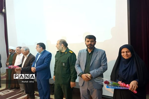 تقدیر از معلمان نمونه استانی و منطقه‌ای شهرستان بهبهان