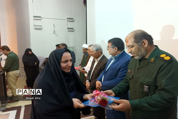 تقدیر از معلمان نمونه استانی و منطقه‌ای شهرستان بهبهان