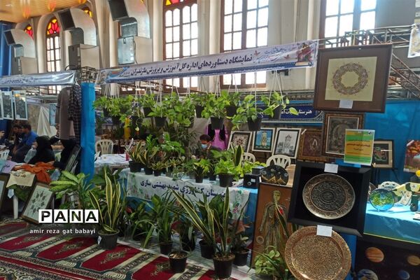 میز خدمت آموزش و پرورش استان مازندران در نماز جمعه ساری