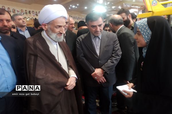 میز خدمت آموزش و پرورش استان مازندران در نماز جمعه ساری