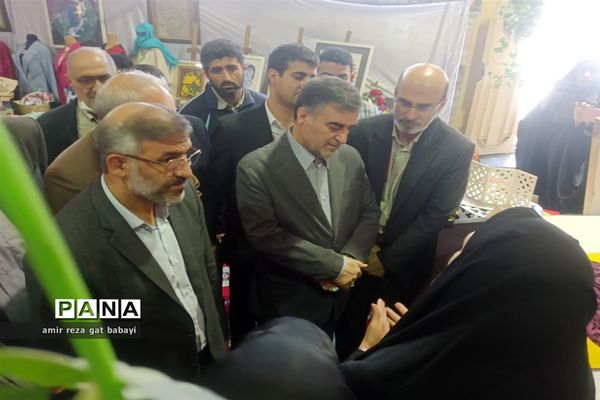 میز خدمت آموزش و پرورش استان مازندران در نماز جمعه ساری