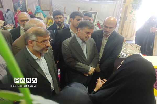 میز خدمت آموزش و پرورش استان مازندران در نماز جمعه ساری