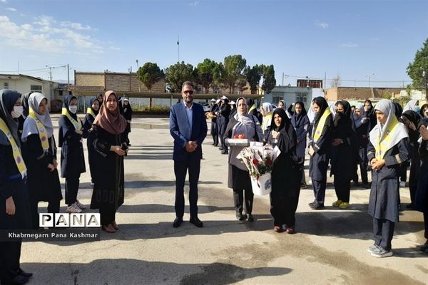 گرامیداشت هفته معلم در مدارس دخترانه کاشمر