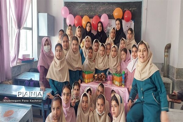 گرامیداشت هفته معلم در مدارس دخترانه کاشمر