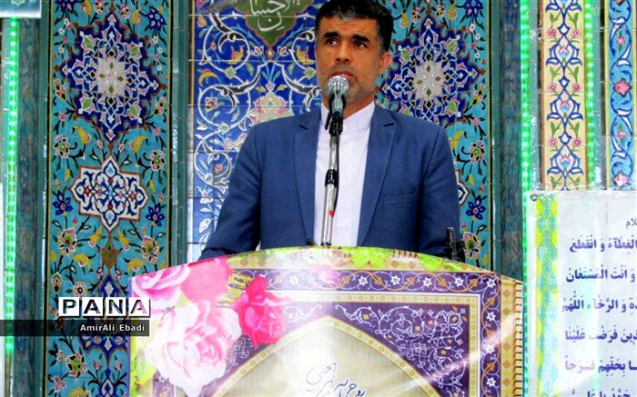 آموزش و پرورش نباید تنها باشد