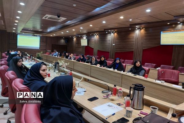 نشست تخصصی پیشگیری و مداخله در خودکشی ملارد