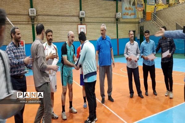 مسابقات والیبال فرهنگیان گرامیداشت هفته معلم