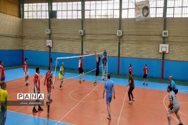 مسابقات والیبال فرهنگیان گرامیداشت هفته معلم