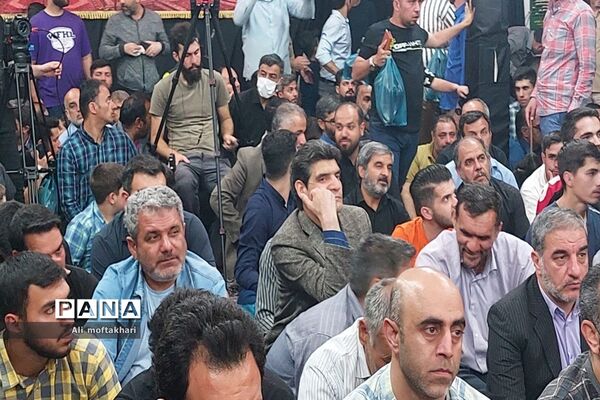 مراسم چهلمین روز شهادت شهید میلادحیدری در شهرستان‌قرچک