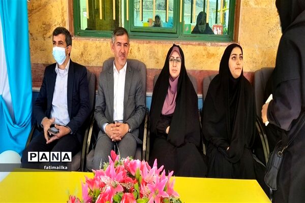 برگزاری مراسم نمادین هفته سلامت در مدرسه پروین اعتصامی شهرستان فیروزکوه