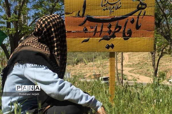 دانش‌آموزان پسر رودهن در اردوی راهیان نور یادمان عملیات مرصاد