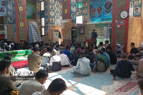دانش‌آموزان پسر رودهن در اردوی راهیان نور یادمان عملیات مرصاد